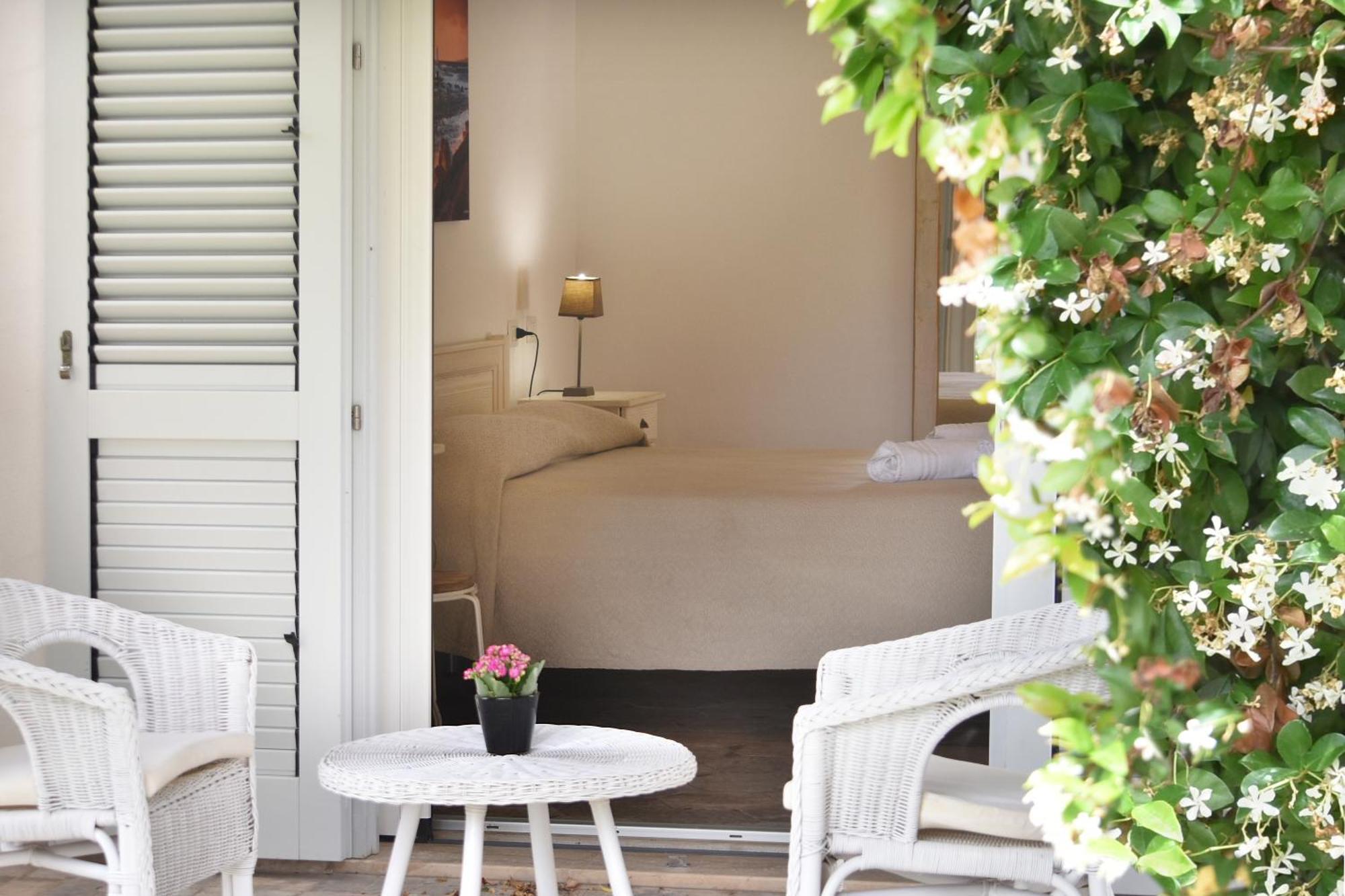 Villa Oasi Blu Calasetta Esterno foto